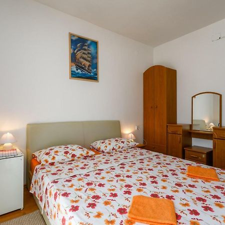 Holiday House Snjezana คิร์ก ภายนอก รูปภาพ