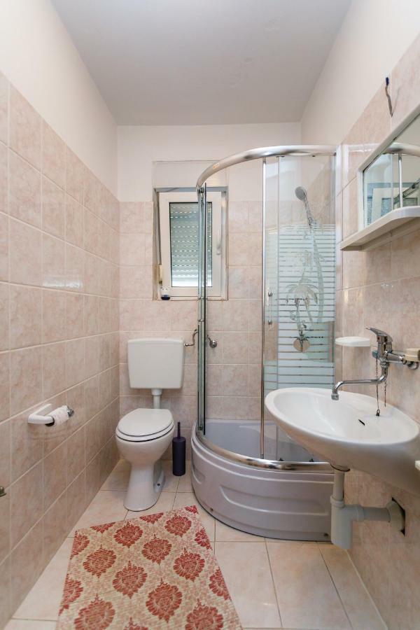 Holiday House Snjezana คิร์ก ภายนอก รูปภาพ