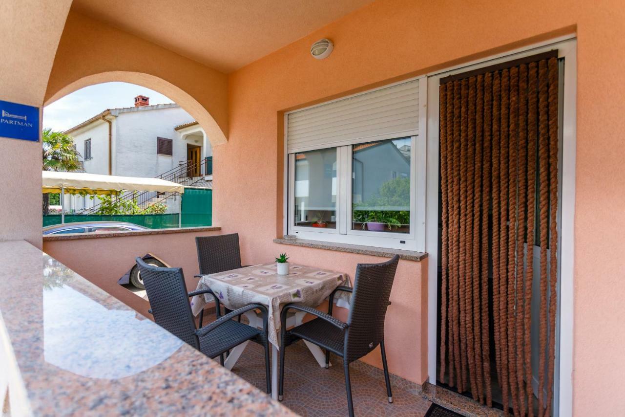 Holiday House Snjezana คิร์ก ภายนอก รูปภาพ