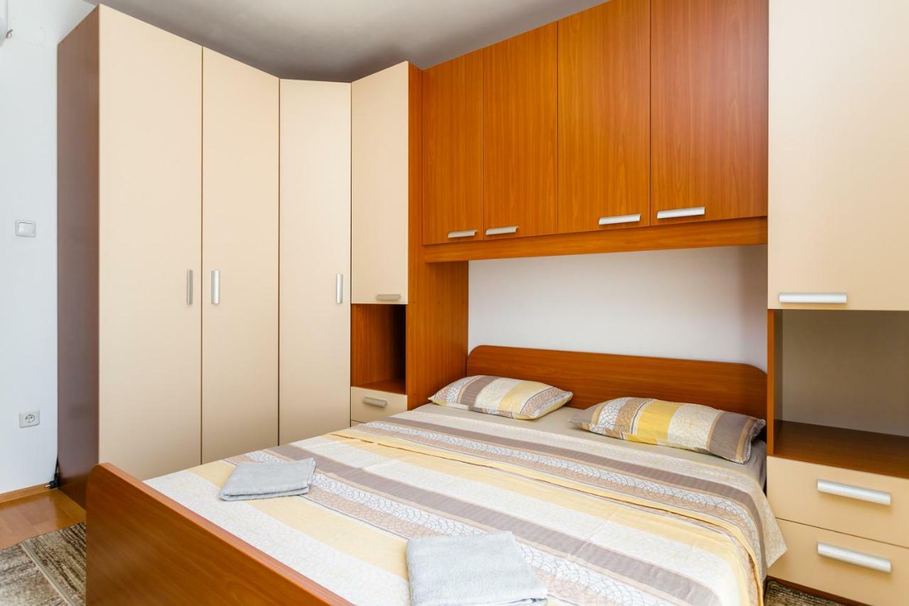 Holiday House Snjezana คิร์ก ภายนอก รูปภาพ